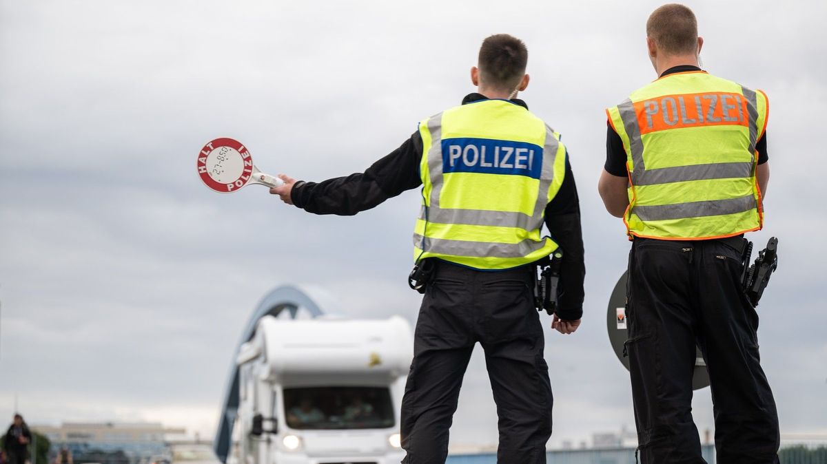Sasko a Braniborsko tlačí na obnovení hraničních kontrol. Policejní odbory čekají mrtvé